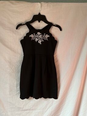 NWT Janie and Jack Black Embroidered Floral Scallop Dress - Size 6